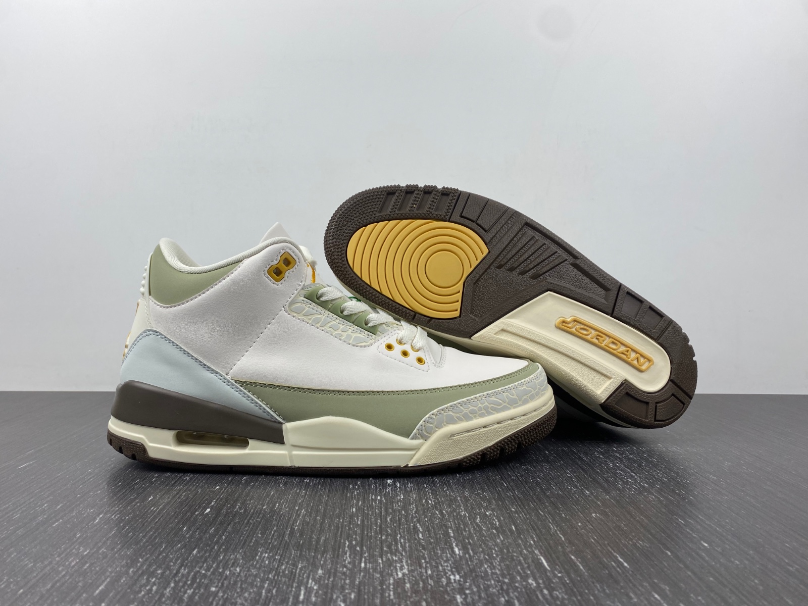 Air Jordan 3 White brown-green