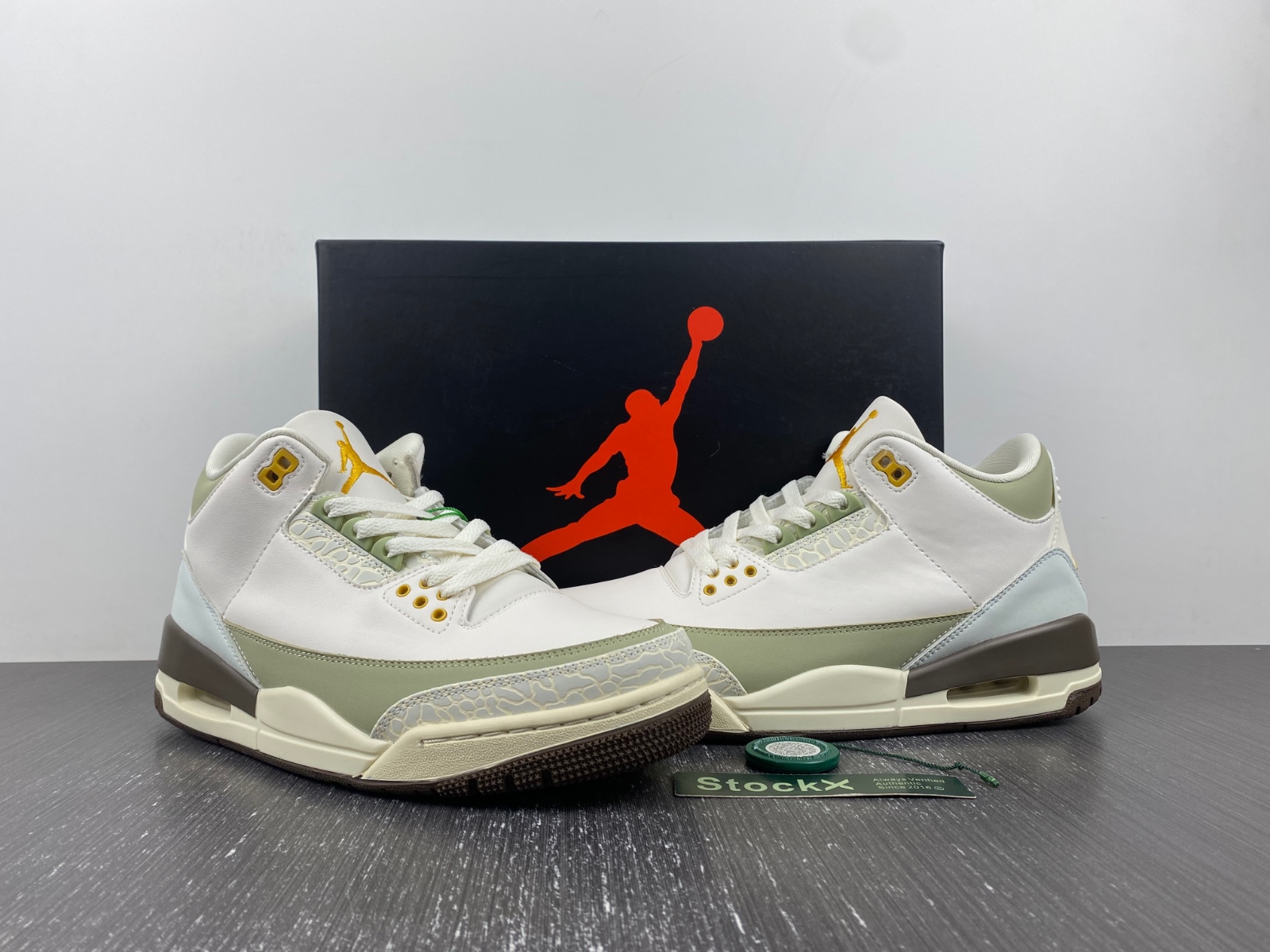 Air Jordan 3 White brown-green