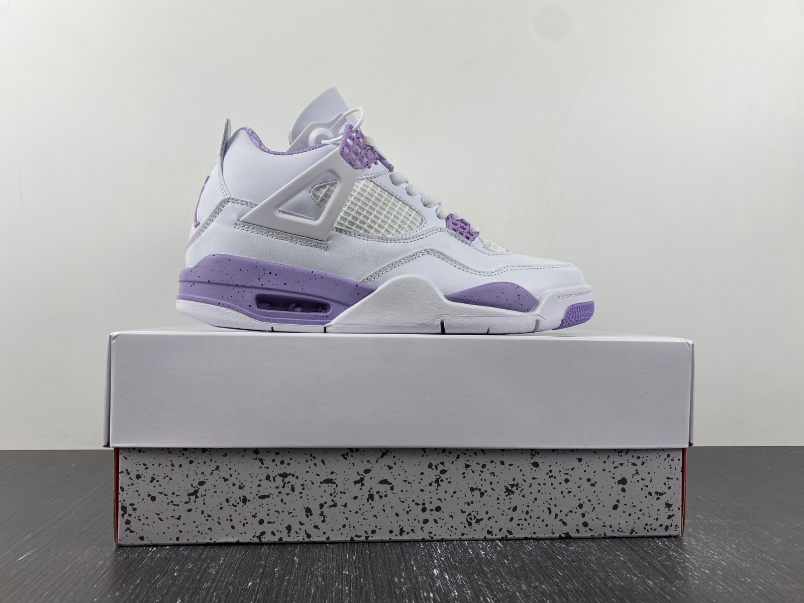 Air Jordan 4 White and Purple Oreos
