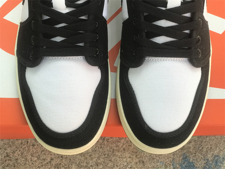 Air Jordan 1 KO Low black and white