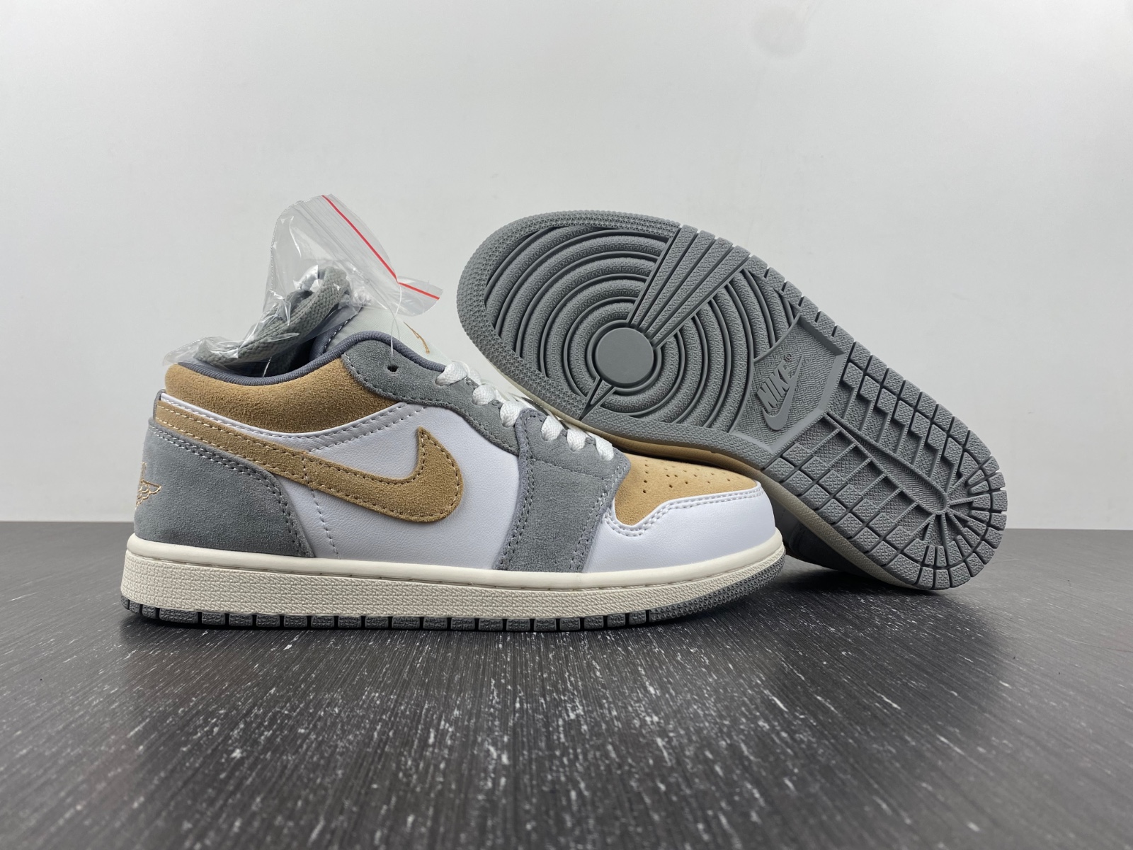 Air Jordan 1 Low AJ1 White gray-brown low top