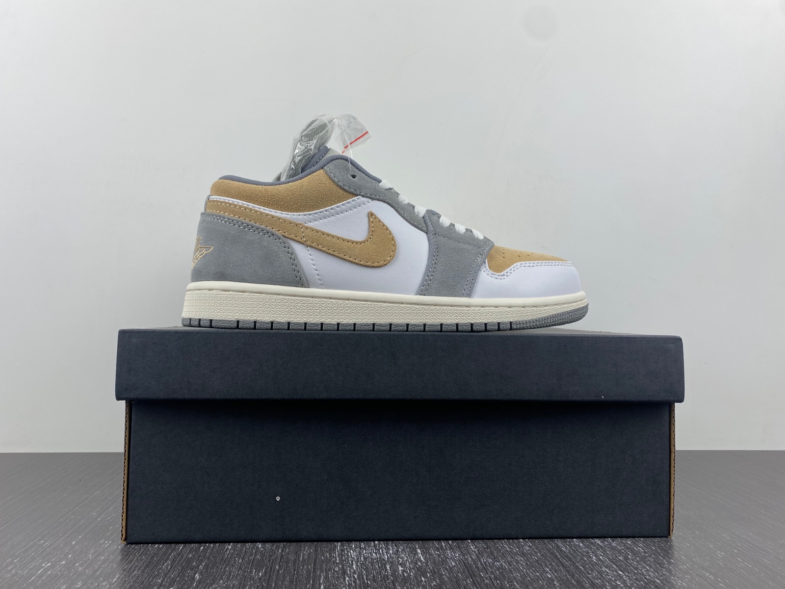 Air Jordan 1 Low AJ1 White gray-brown low top