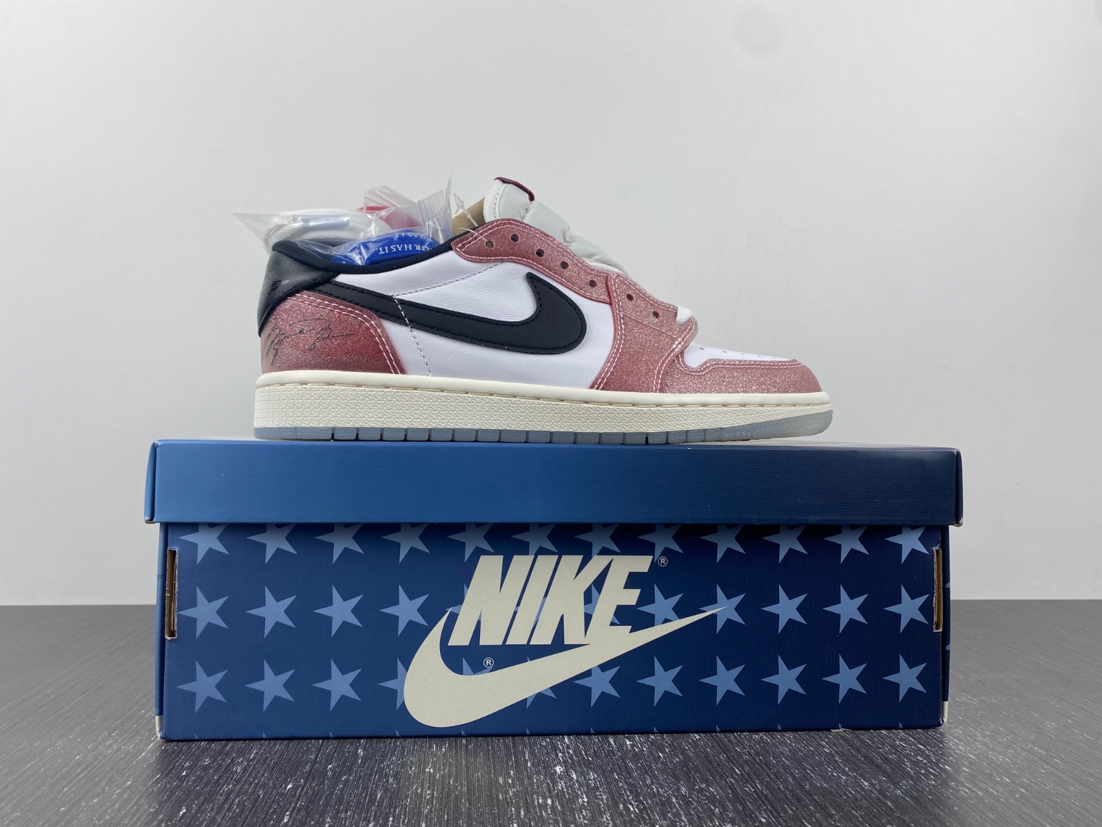 Trophy Room x Air Jordan 1 High OG