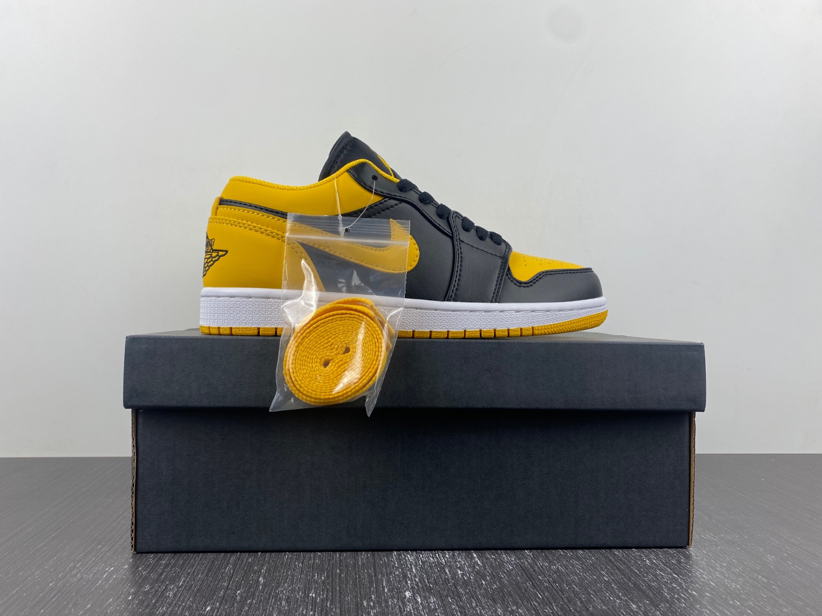 Air Jordan 1 Low “ Yellow Ochre”