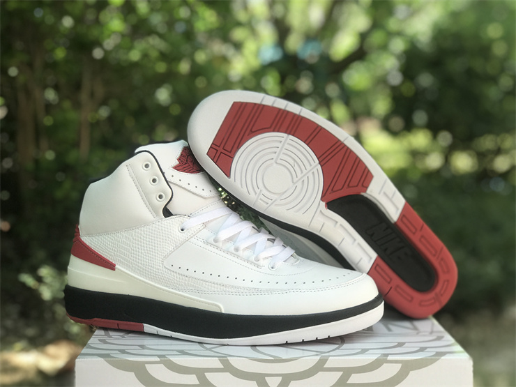 Air Jordan 2 OG “Chicago”
