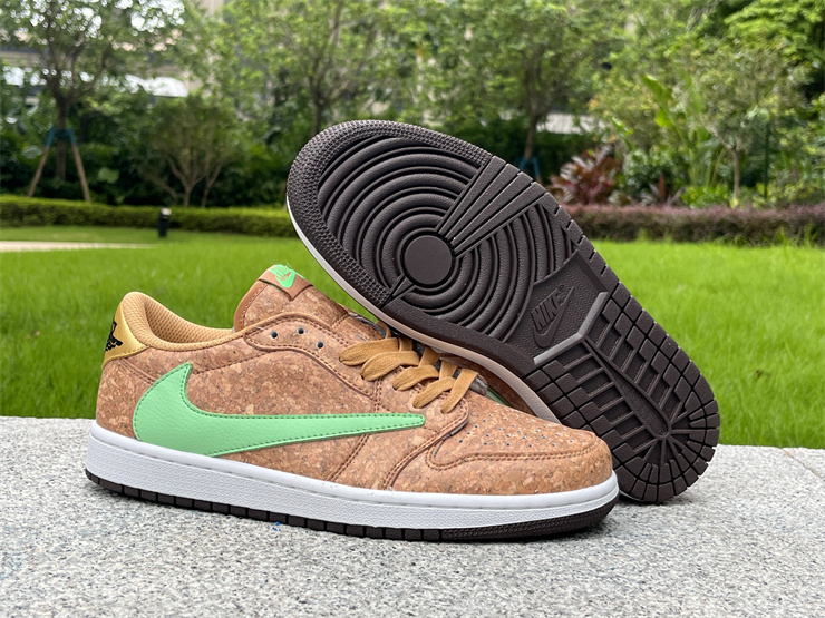 Travis Scott x Air Jordan 1