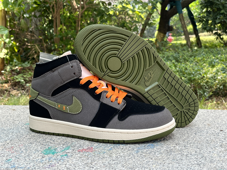 Air Jordan 1 Mid SE Craft