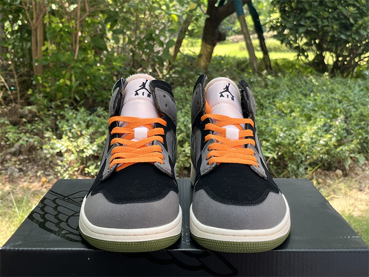 Air Jordan 1 Mid SE Craft