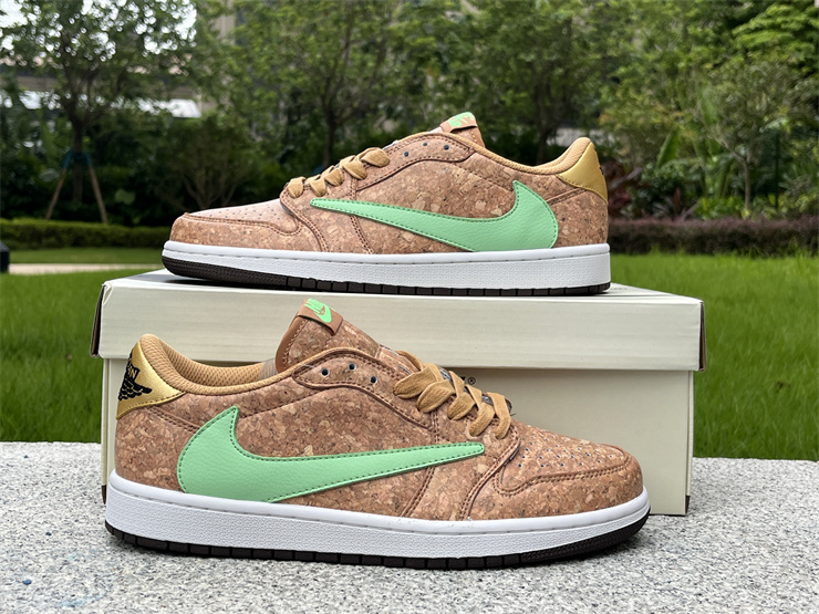 Travis Scott x Air Jordan 1