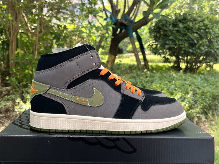 Air Jordan 1 Mid SE Craft