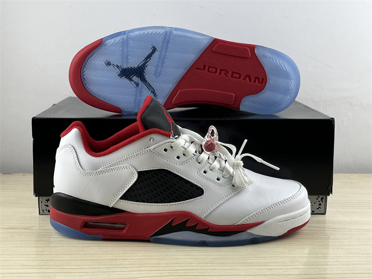Air Jordan 5 Low “Fire Red”