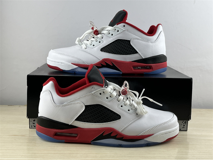 Air Jordan 5 Low “Fire Red”