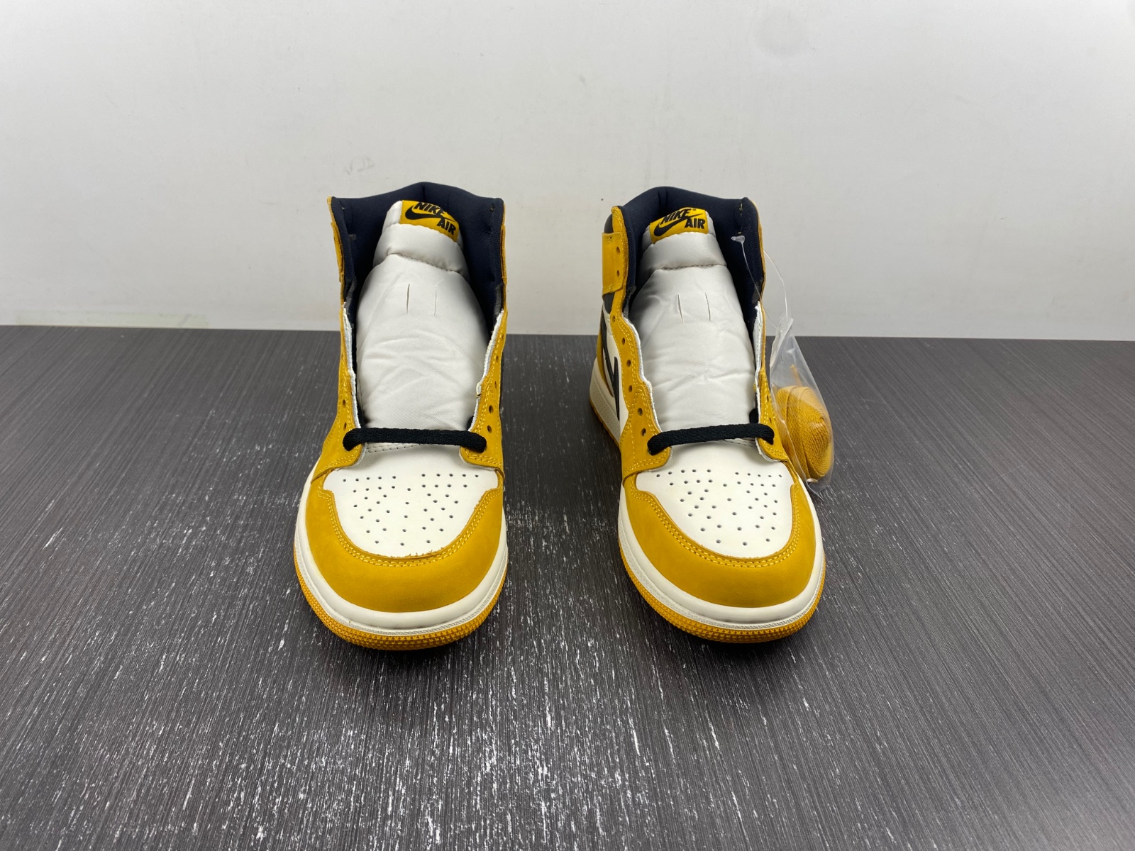 Air Jordan 1 High OG “Yellow Ochre”