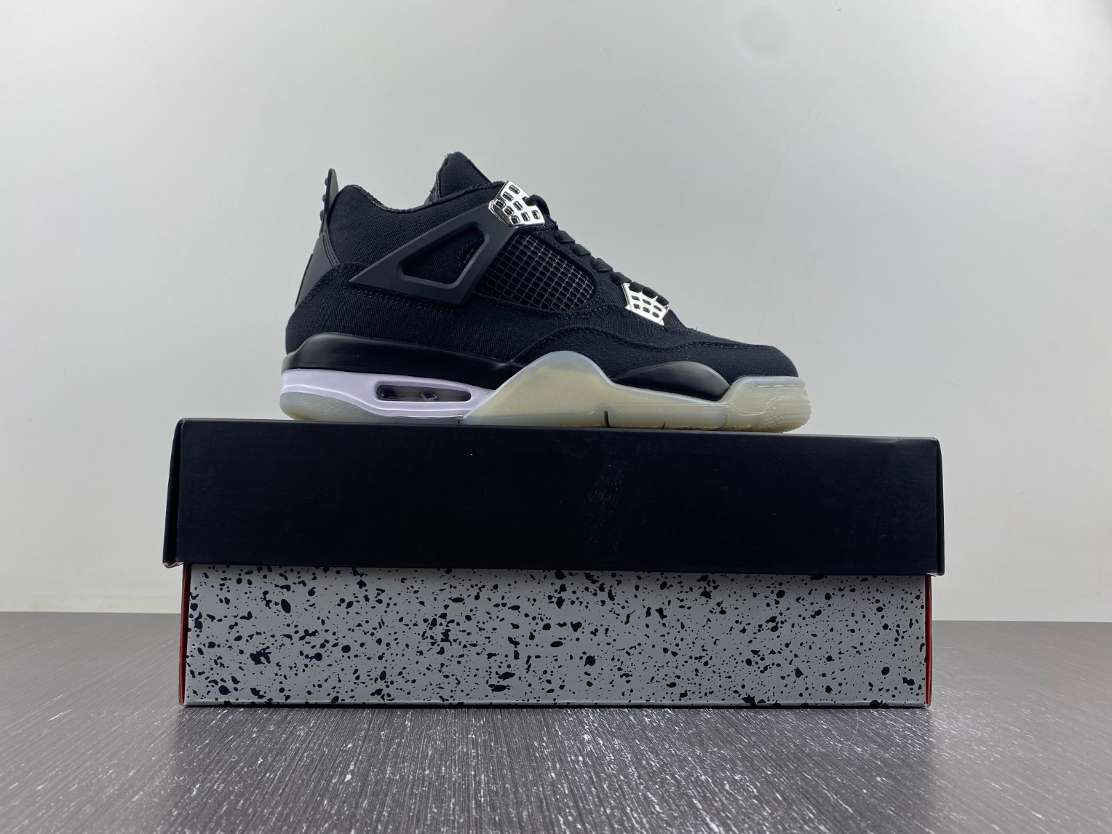 Air Jordan 4 Retro black silver