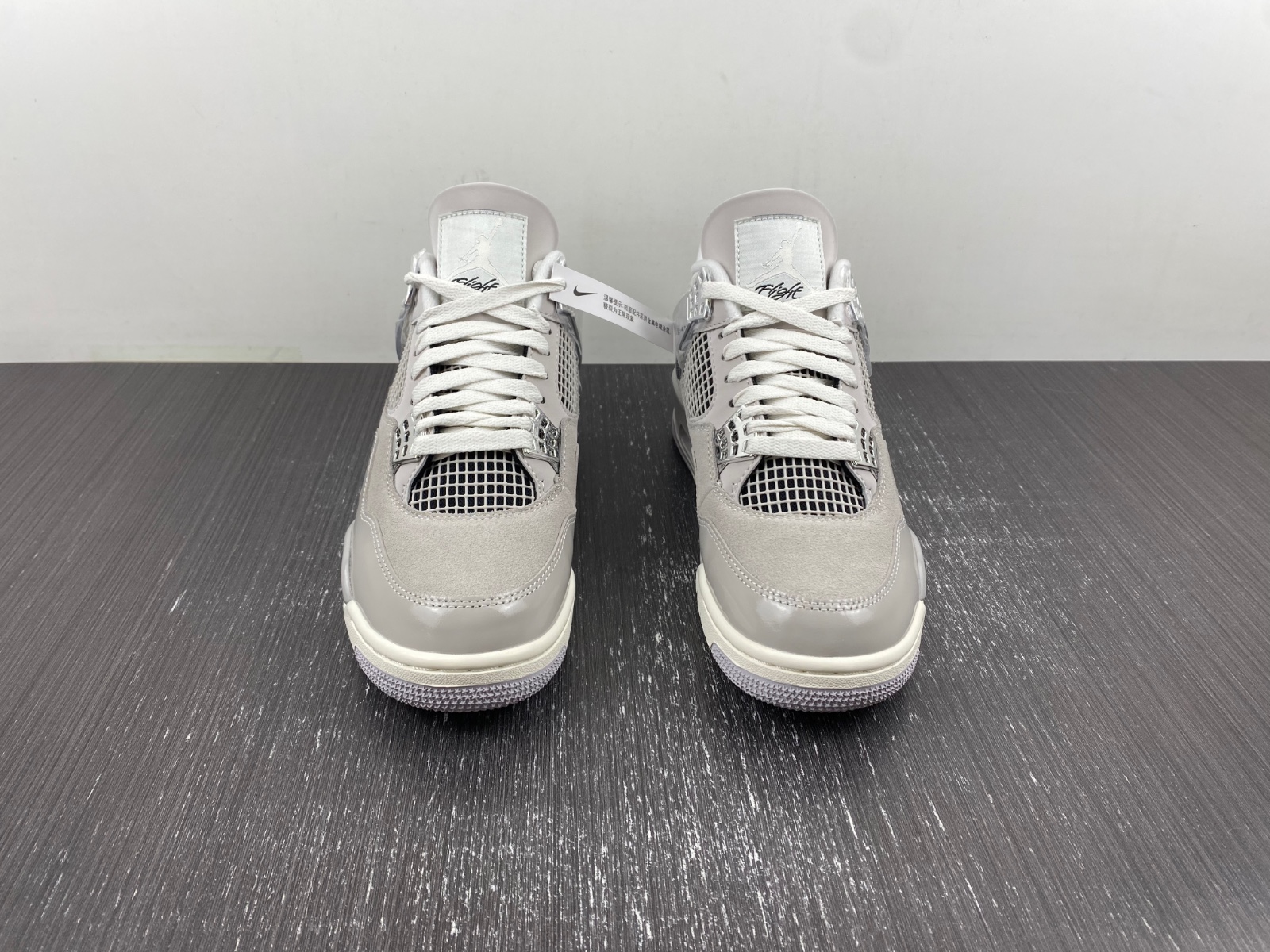 Air Jordan 4 WMNS “Frozen Moments”