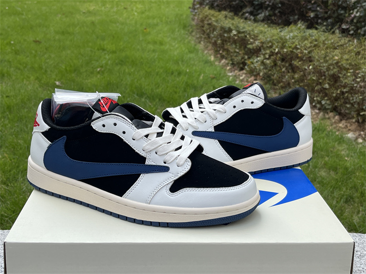 Air Jordan 1 Low white black blue