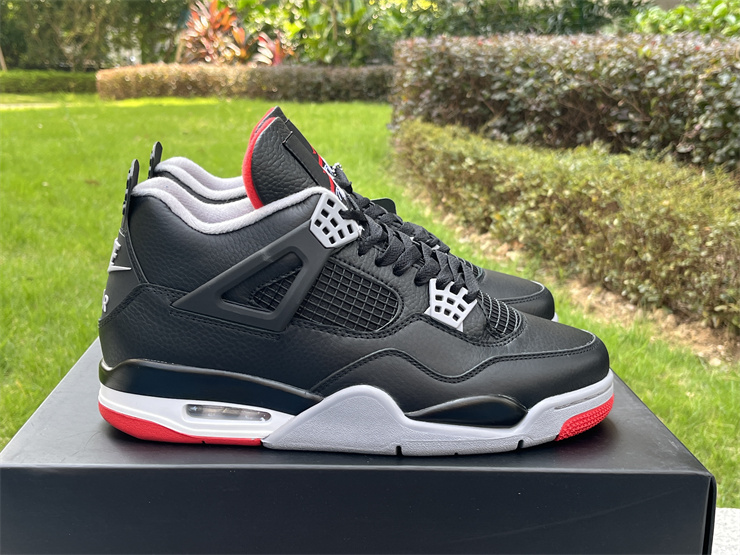 Air Jordan 4 