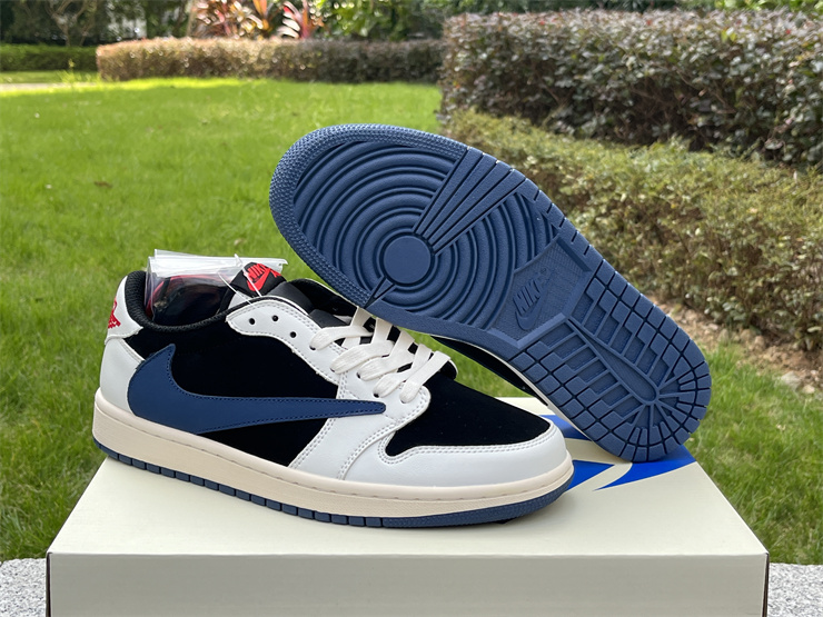 Air Jordan 1 Low white black blue