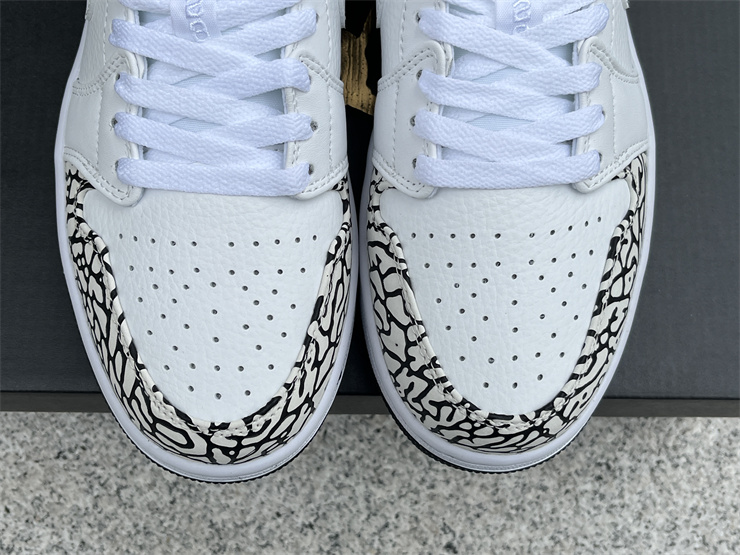 Air Jordan 1 Phat Low cement ash