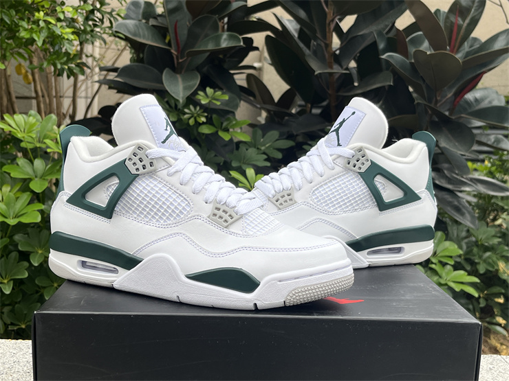 Air Jordan 4 