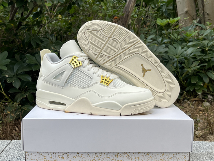 Air Jordan 4 WMNS “Sail”