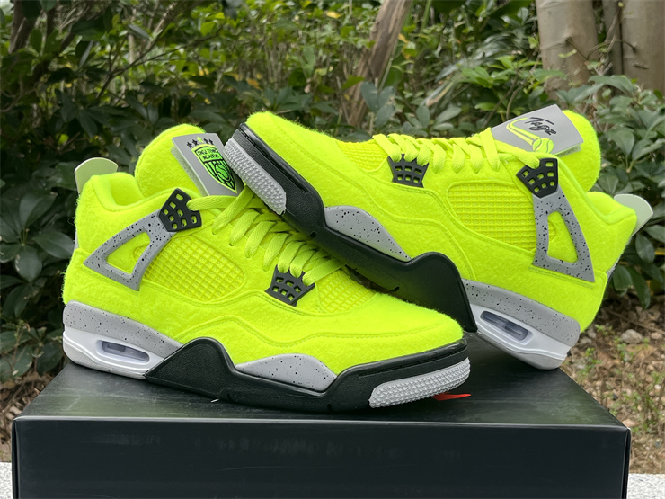 Air Jordan 4 fluorescent green