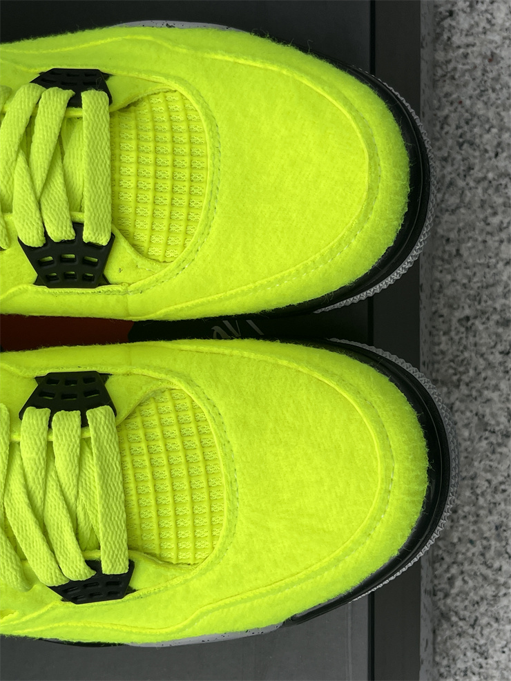 Air Jordan 4 fluorescent green