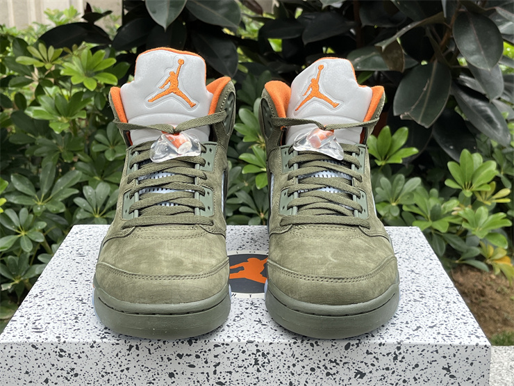 Air Jordan 5 Retro “Olive”2024