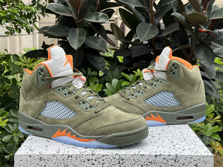 Air Jordan 5 Retro “Olive”2024
