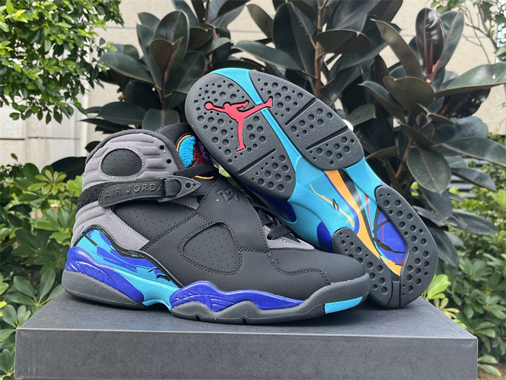 Air Jordan 8 Retro Aqua