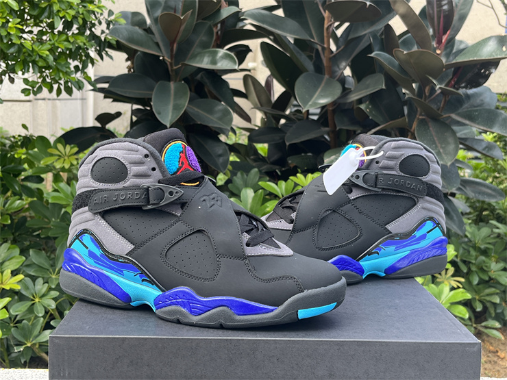 Air Jordan 8 Retro Aqua
