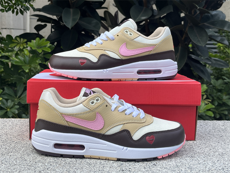 Nike Air Max 1 Valentine's Day