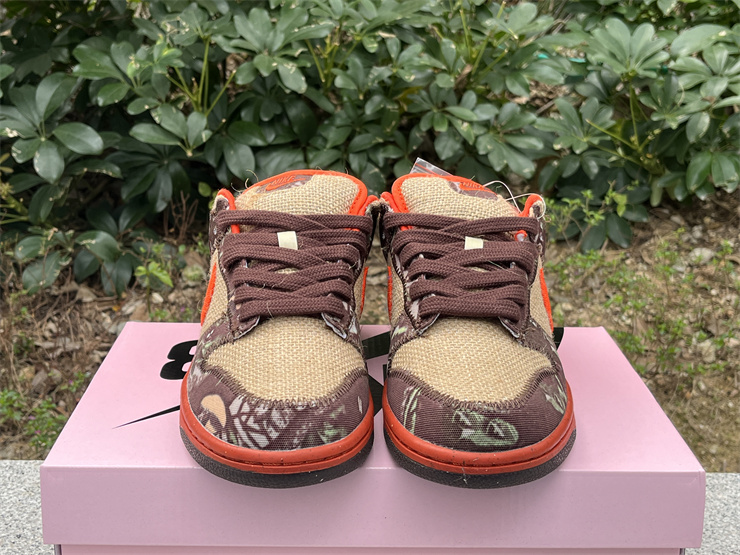 Nike SB Dunk Low “Hunter Reese Forbes”