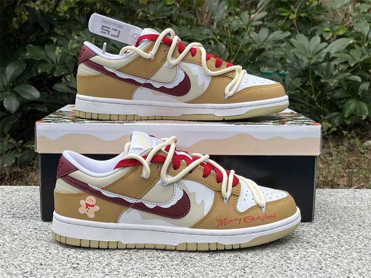 Nike Dunk Low Christmas gingerbread man