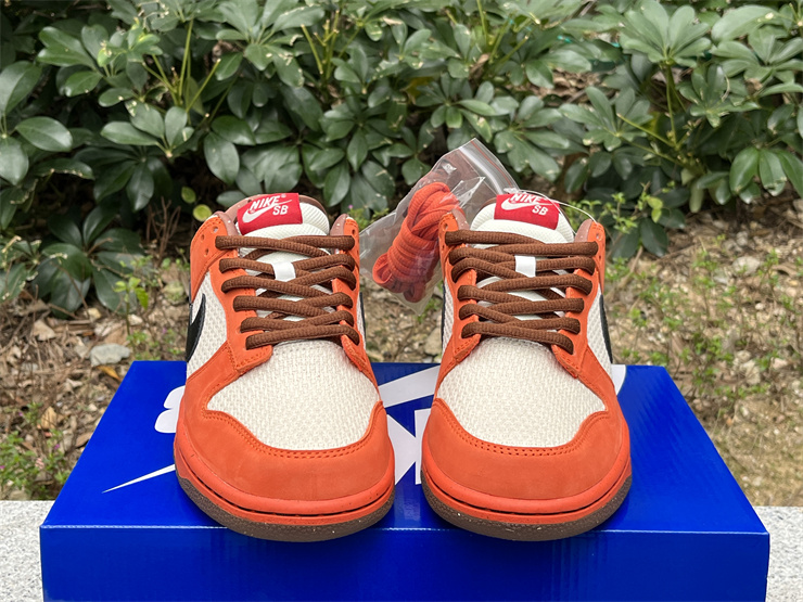 Nike Dunk SB Low Premium“Un-Hemp”