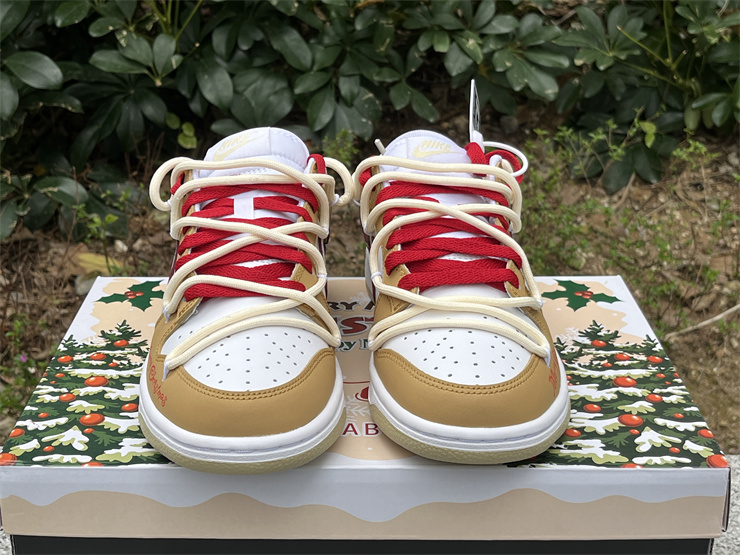 Nike Dunk Low Christmas gingerbread man