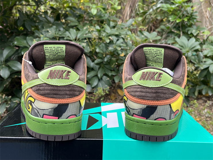 Nike SB Dunk Low Premium “DE LA SOUL”