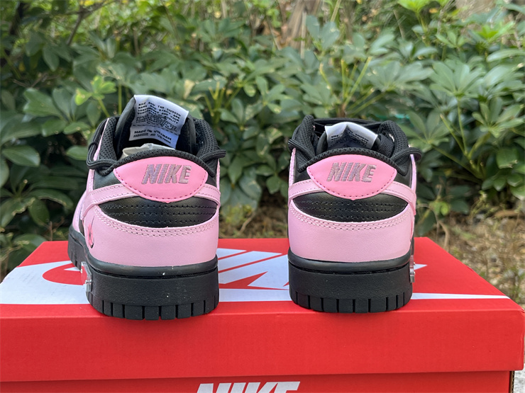 Nike Dunk Low Neon Stars