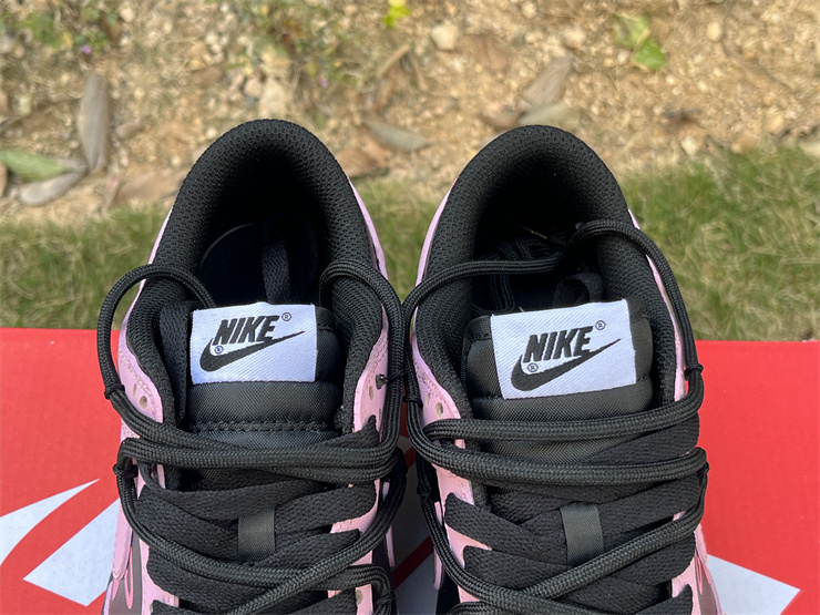 Nike Dunk Low Neon Stars