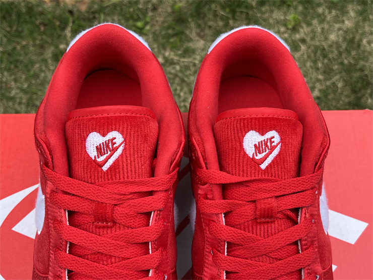 Nike Dunk Low GS “Valentine's Day”