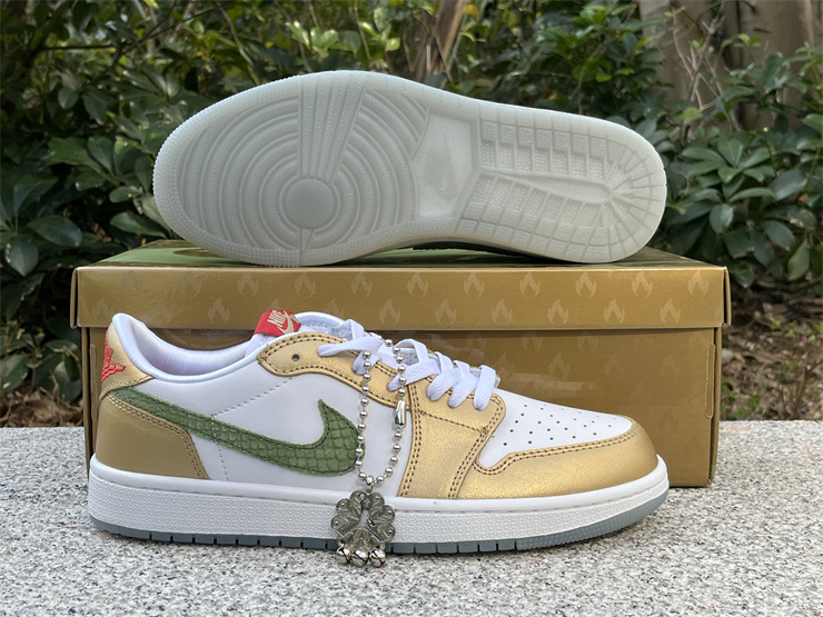 Air Jordan 1 Low SE “Chinese New Year”