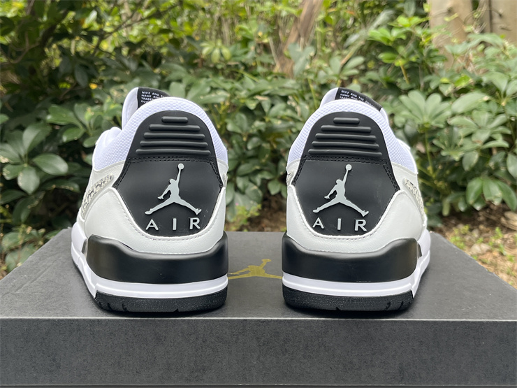 Jordan Legacy 312 CD7069