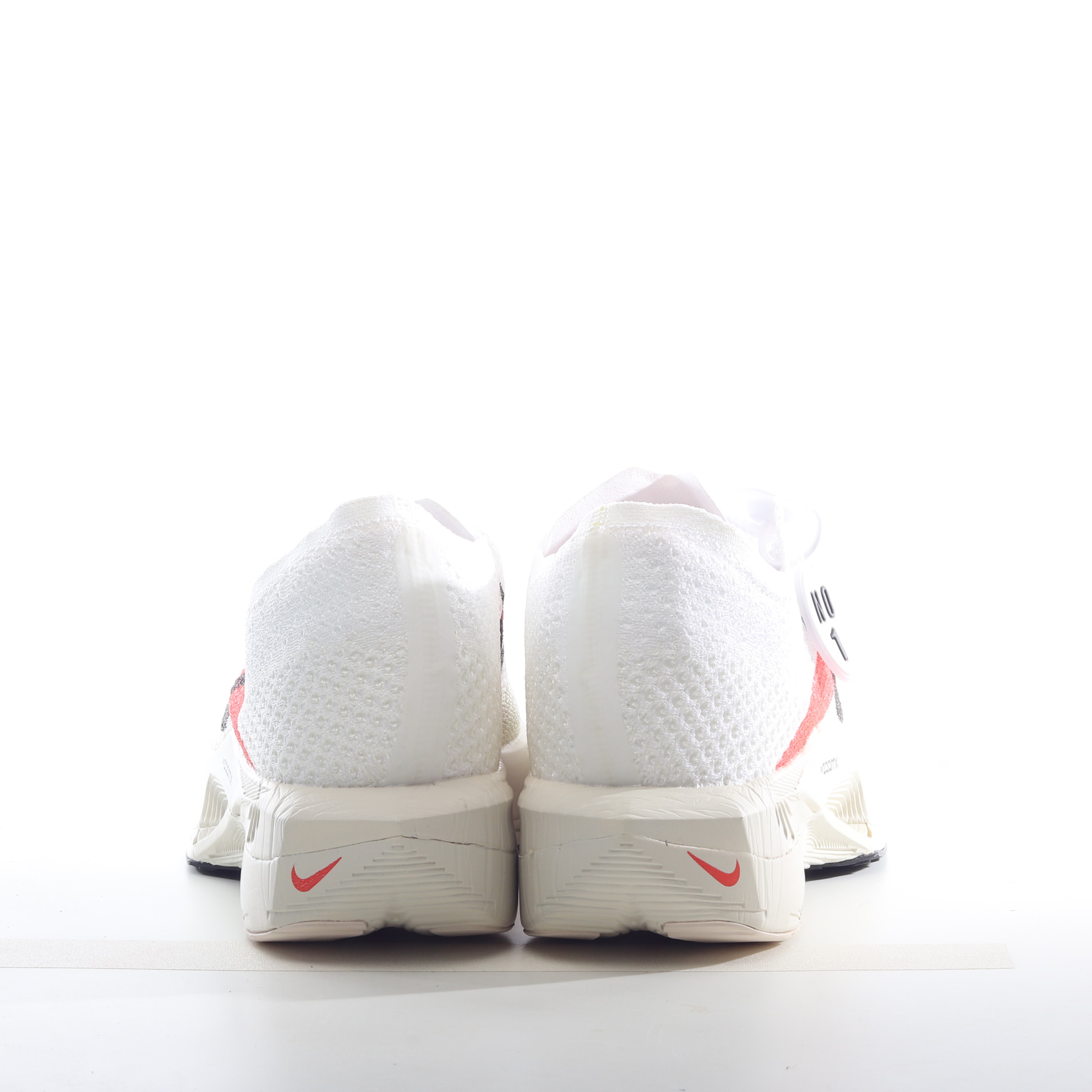 Nk ZoomX Vaporfly NEXT% 3