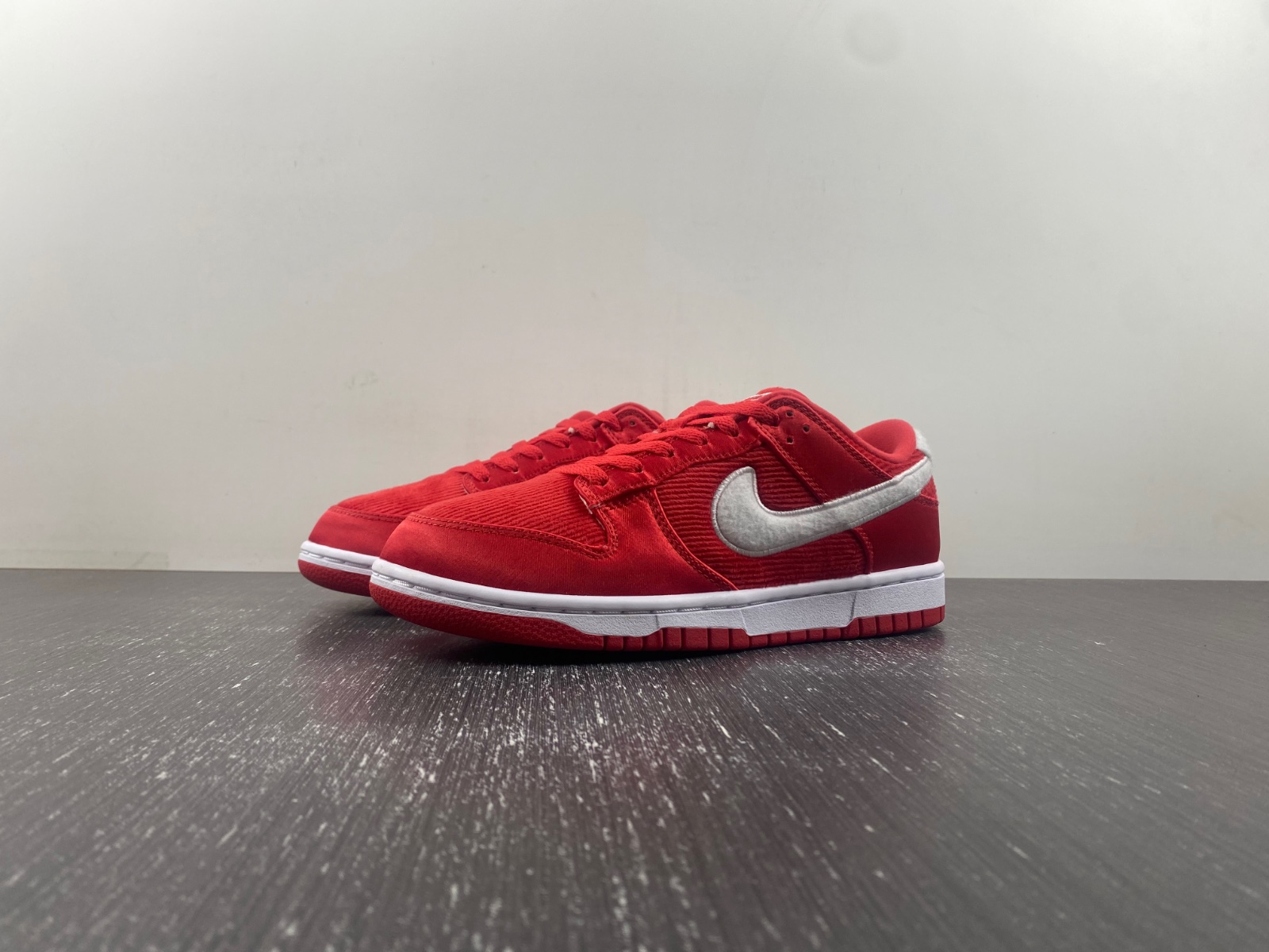 Nike Dunk Low GS “Valentine's Day”