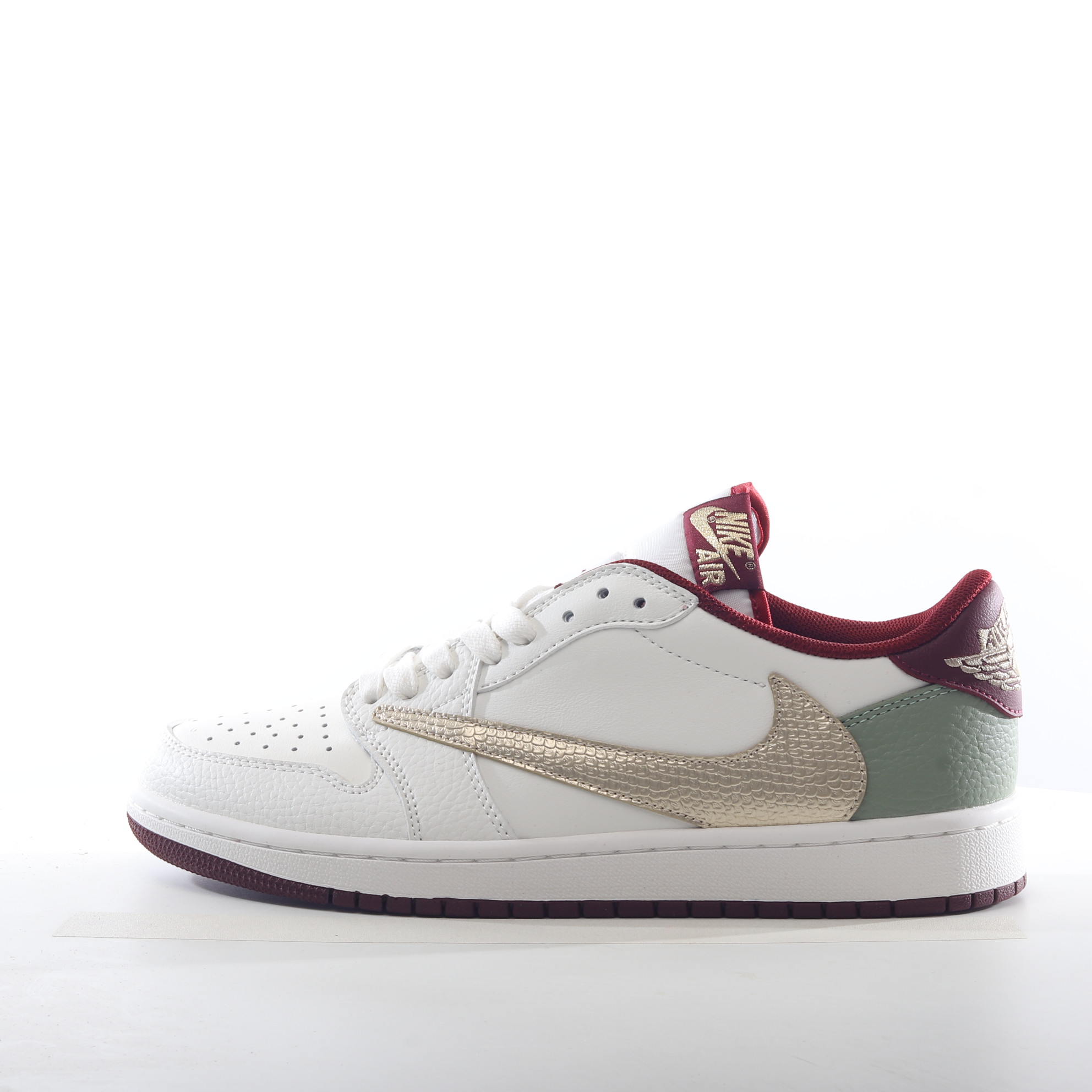 Travis Scott x Fragment x Air Jordan 1 Low TS