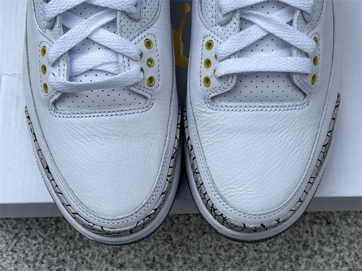 Air Jordan 3  869802-907