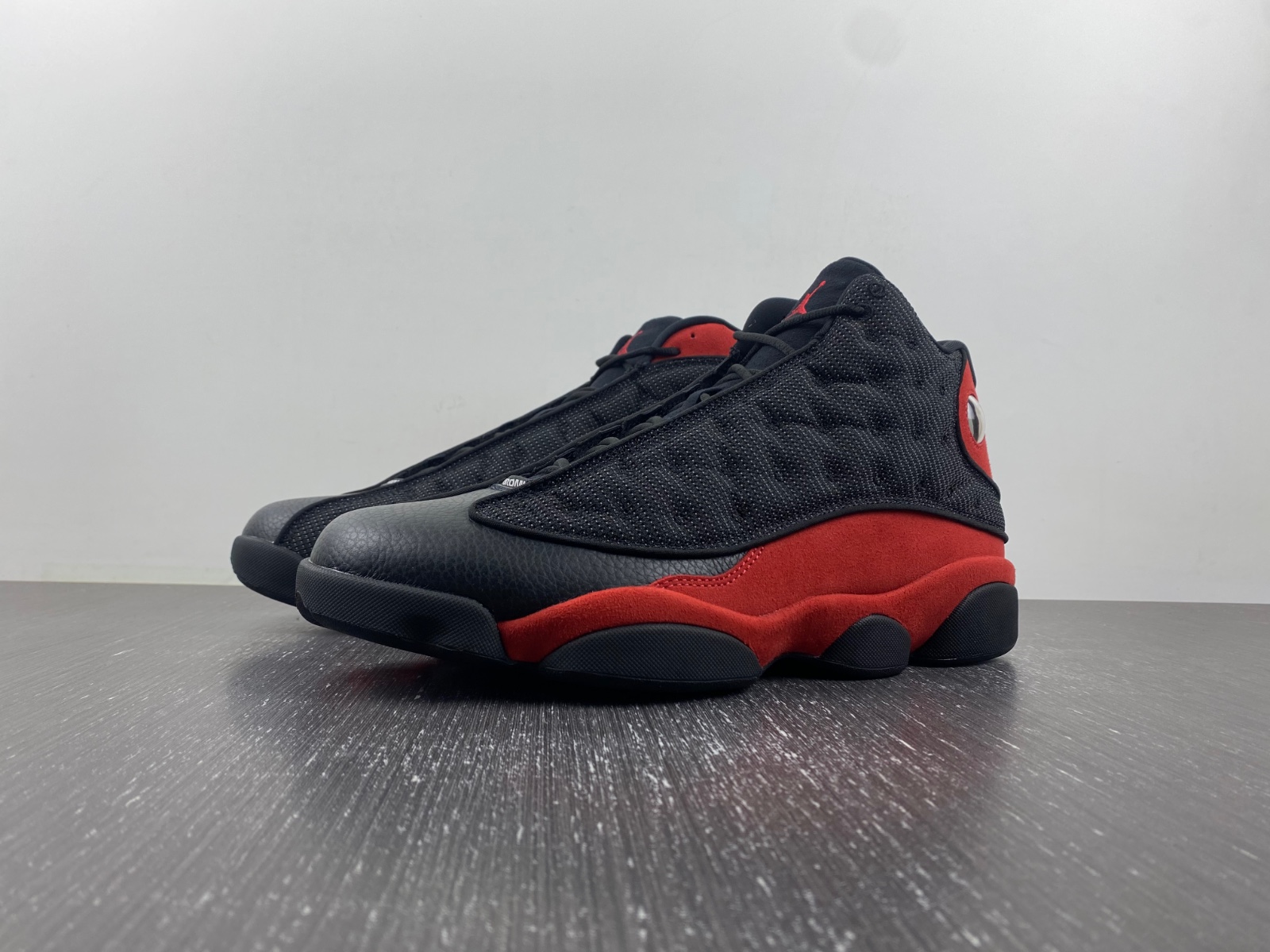Air Jordan 13 “Bred”