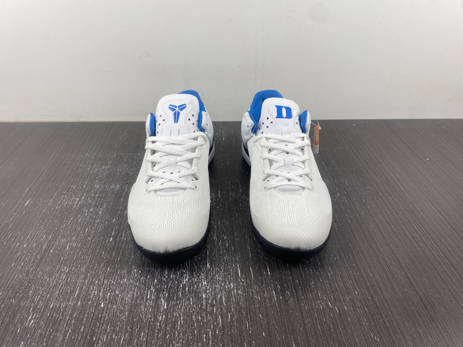 KOBE 8 'MILK SNAKE'  555035-201