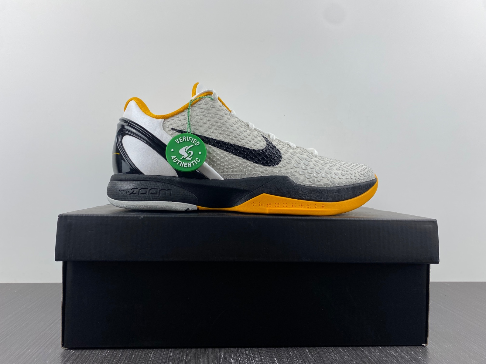 NIKE Kobe 6 ZK Light Gray