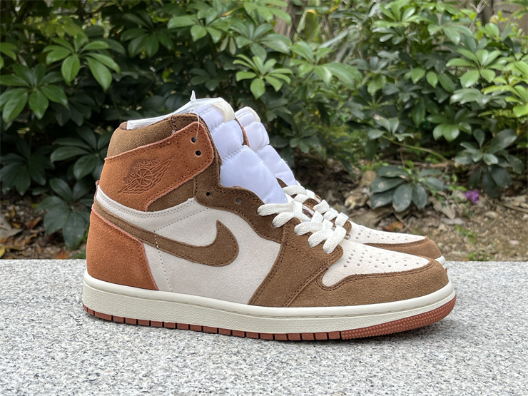 Air Jordan 1 High OG WMNS “Dusted Clay”